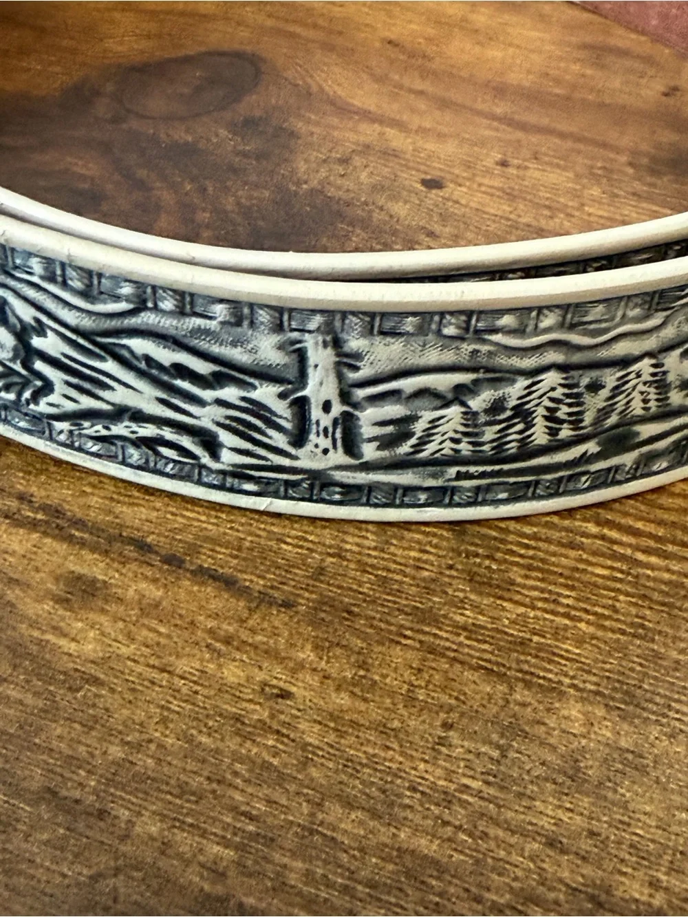 Vintage Embossed Wildlife Leather Belt Deer Cabin Mountain Scene Brass Buckle 37